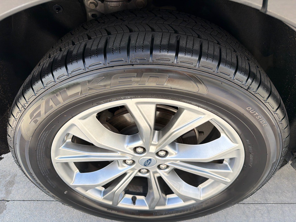 2021 Ford Explorer Image 20