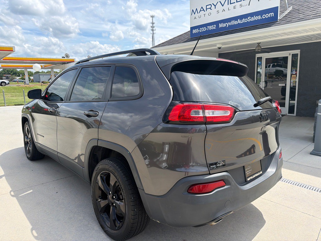 2018 Jeep Cherokee Image 3