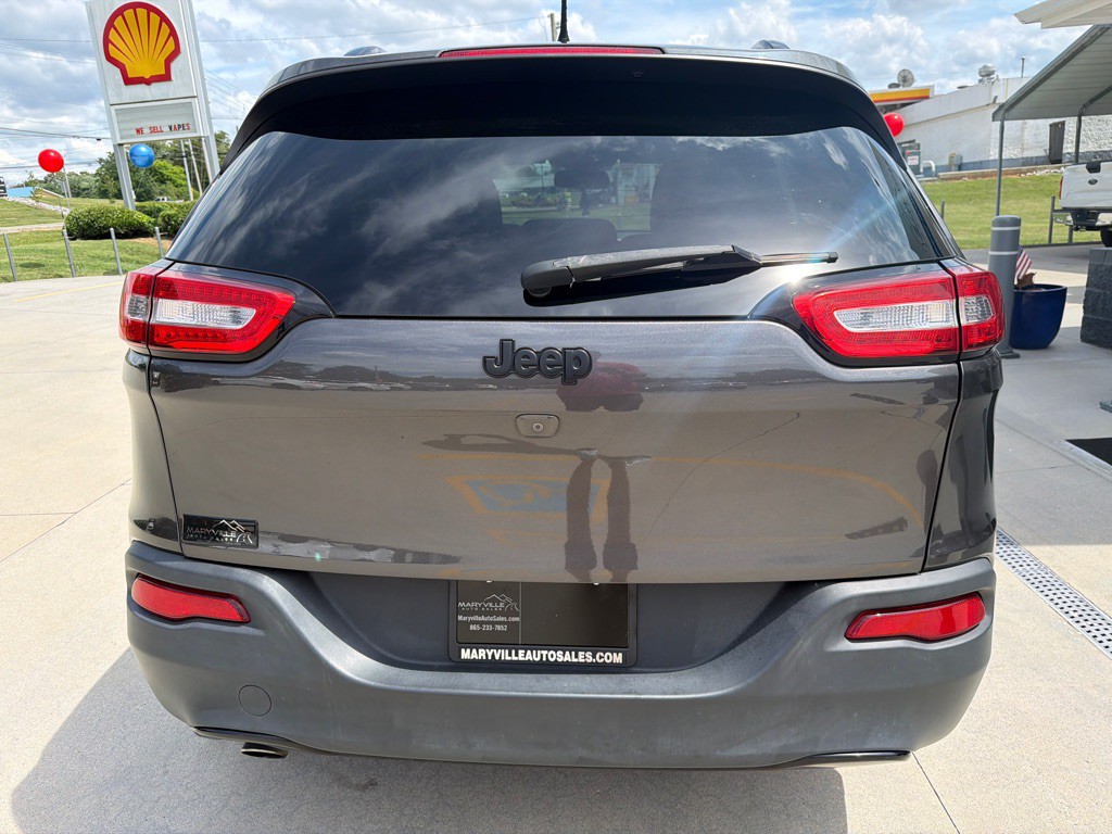 2018 Jeep Cherokee Image 4