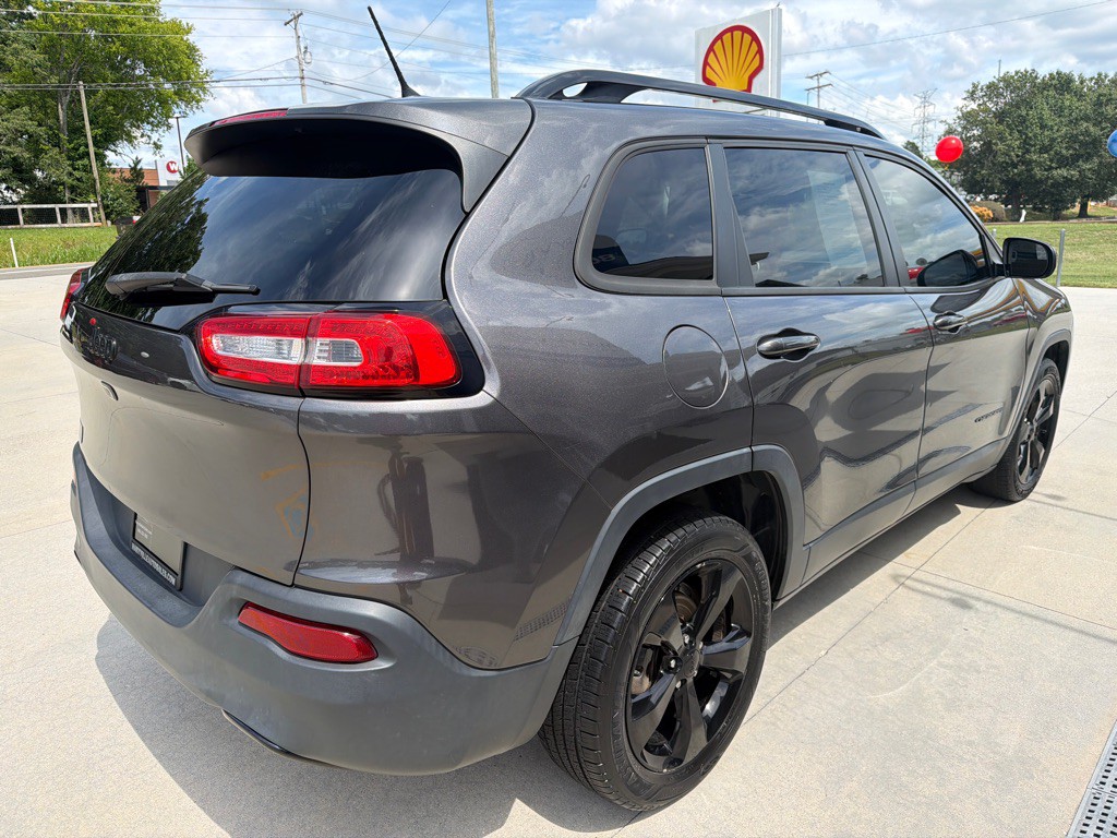 2018 Jeep Cherokee Image 5