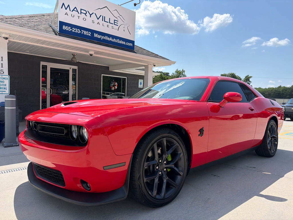 2019 Dodge Challenger Image 1