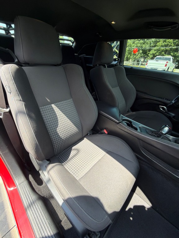 2019 Dodge Challenger Image 16
