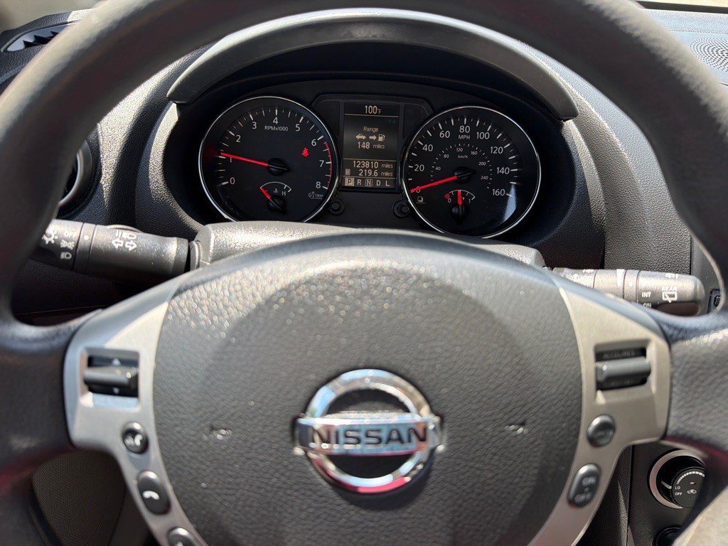 2015 Nissan Rogue Image 12