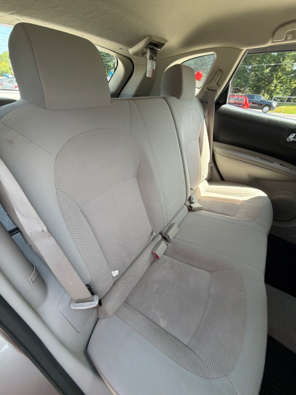 2015 Nissan Rogue Image 15