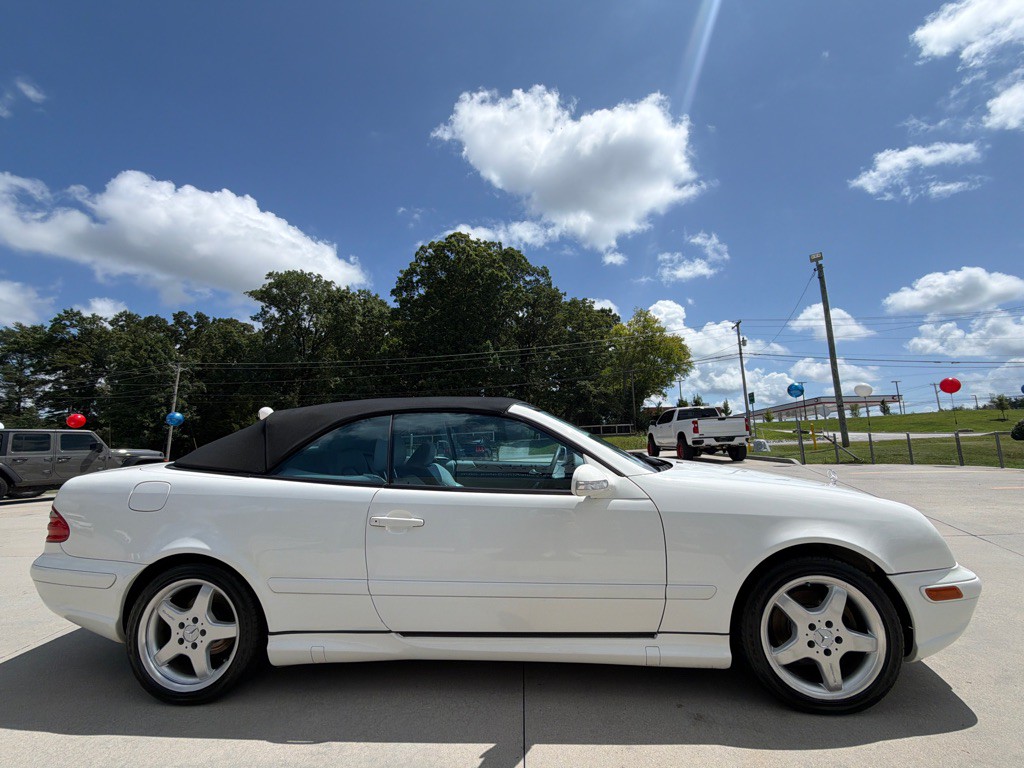 2002 Mercedes-Benz CLK-Class Image 7