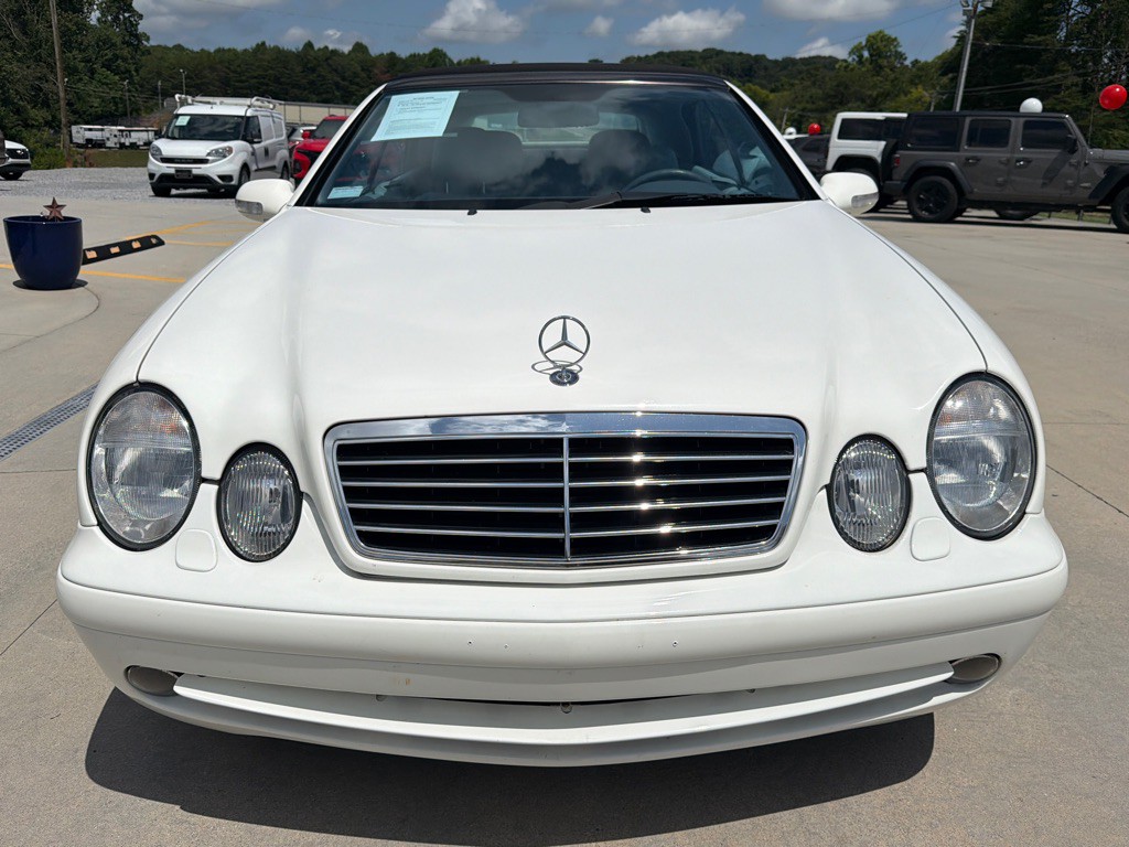 2002 Mercedes-Benz CLK-Class Image 9