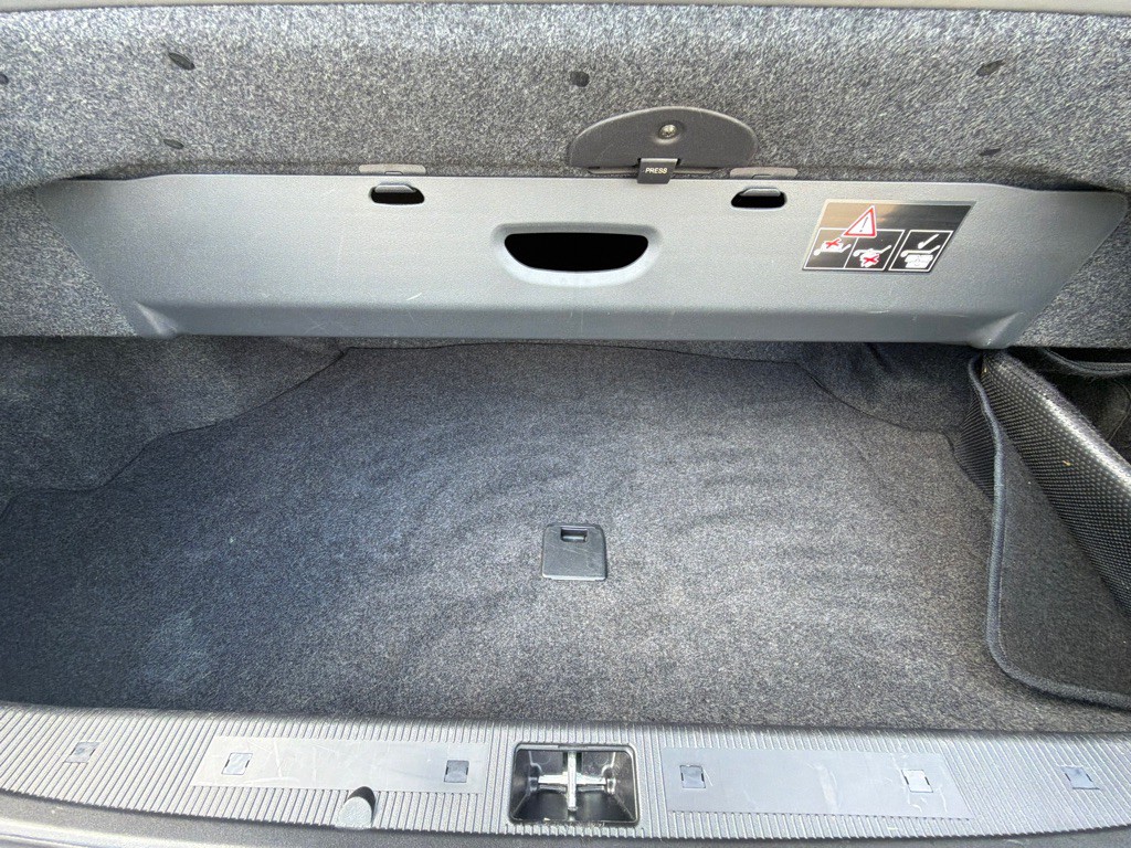 2002 Mercedes-Benz CLK-Class Image 14