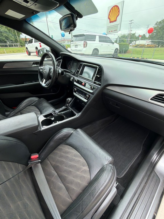 2018 Hyundai Sonata Image 18