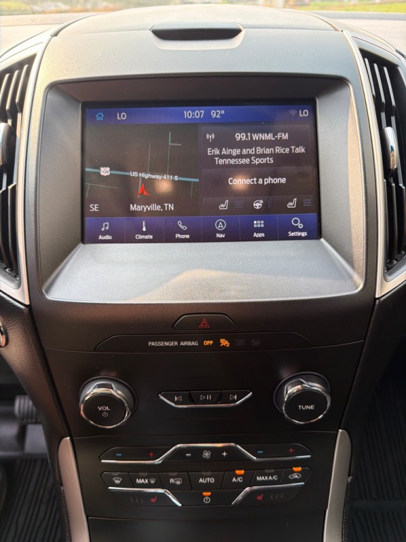 2019 Ford Edge Image 11