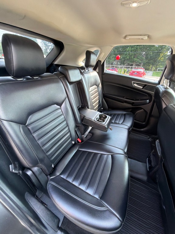 2019 Ford Edge Image 15