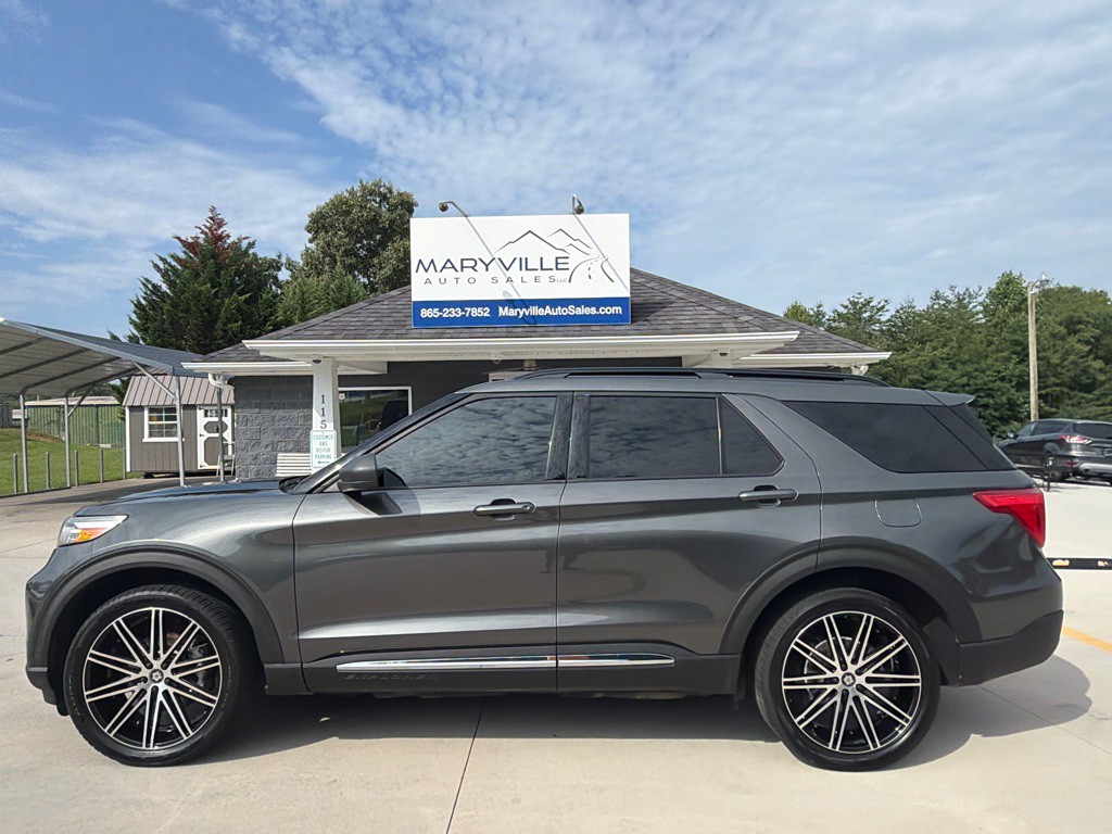 2020 Ford Explorer Image 2