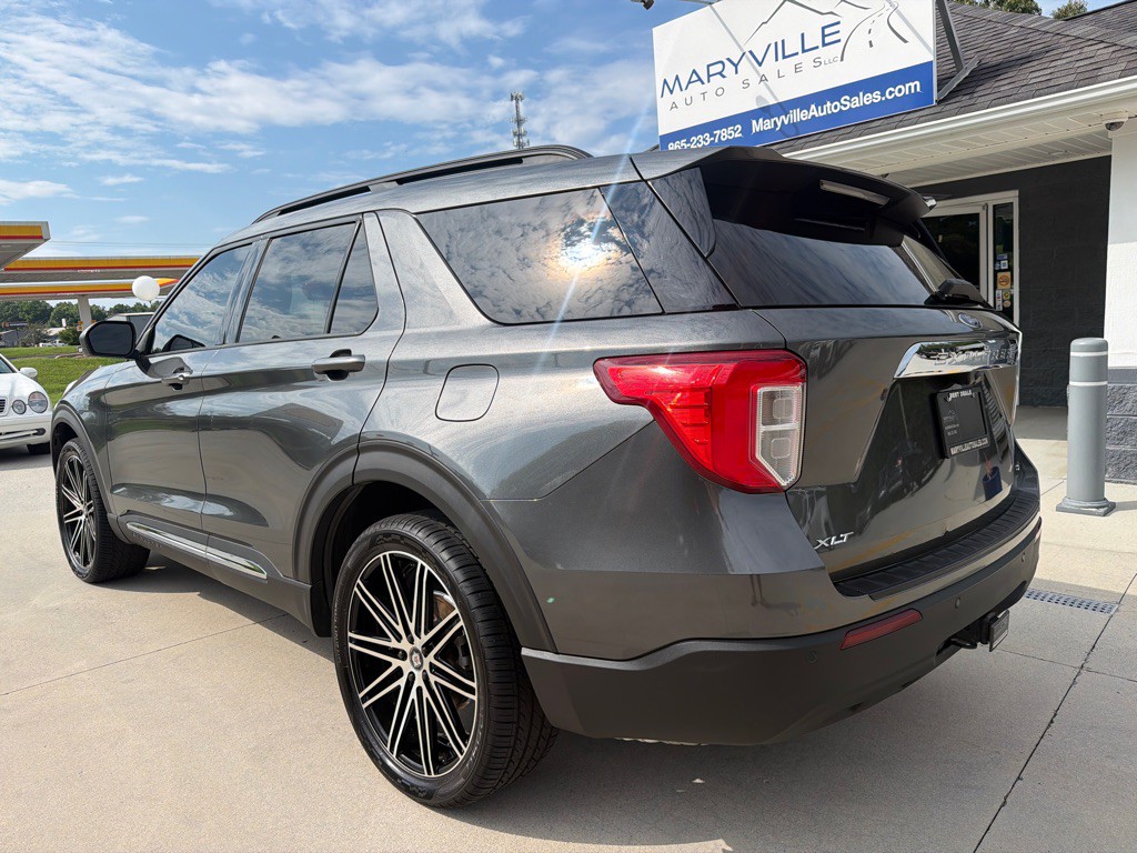 2020 Ford Explorer Image 3