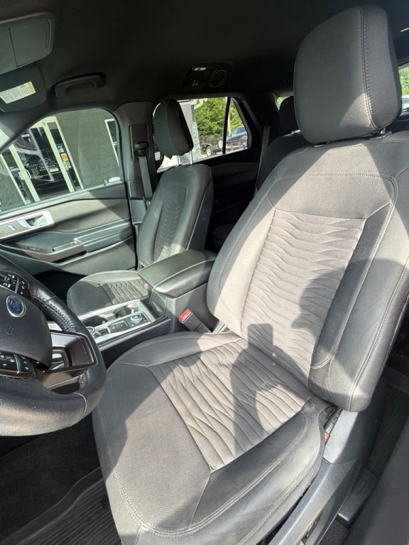 2020 Ford Explorer Image 9