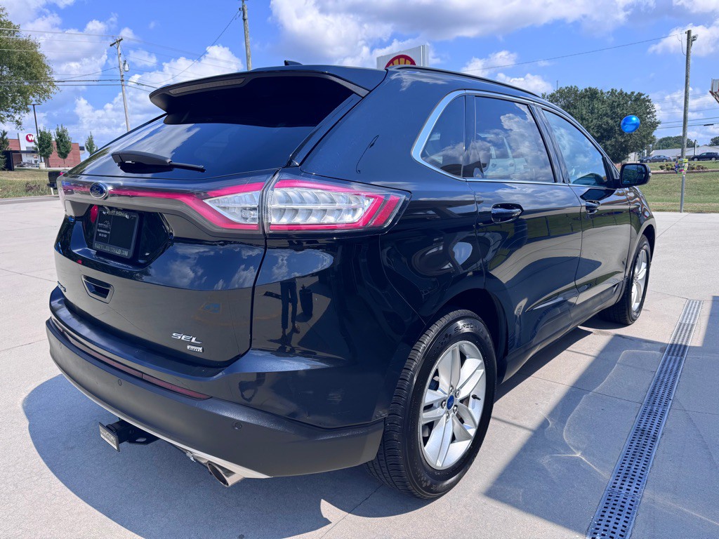 2016 Ford Edge Image 5