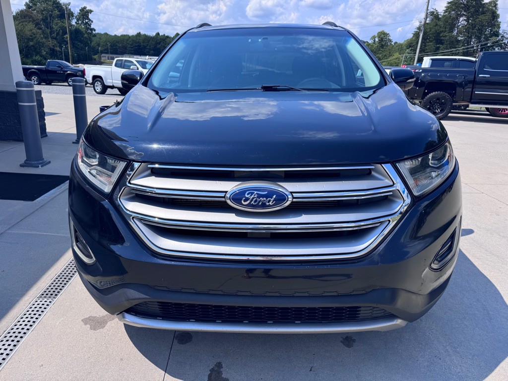 2016 Ford Edge Image 8