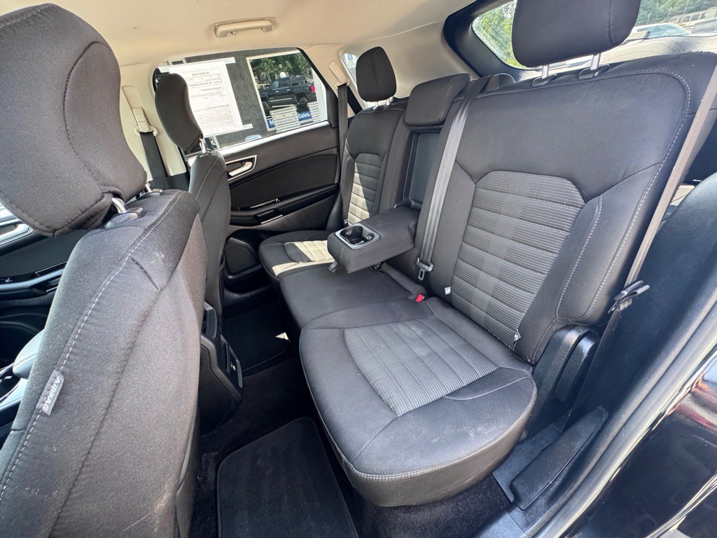 2016 Ford Edge Image 13
