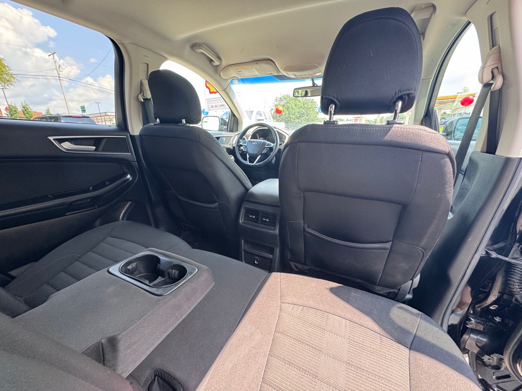 2016 Ford Edge Image 16