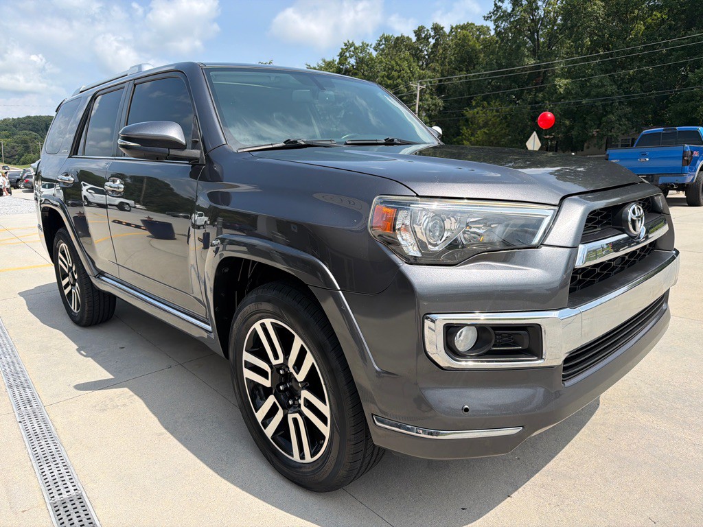 2018 Toyota 4Runner Image 7