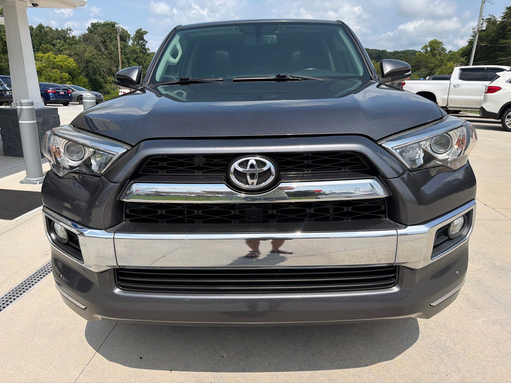 2018 Toyota 4Runner Image 8