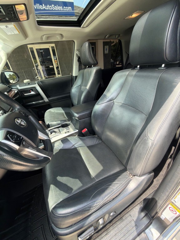 2018 Toyota 4Runner Image 9
