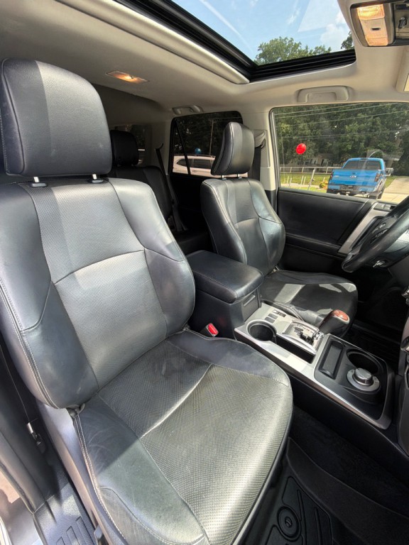 2018 Toyota 4Runner Image 17