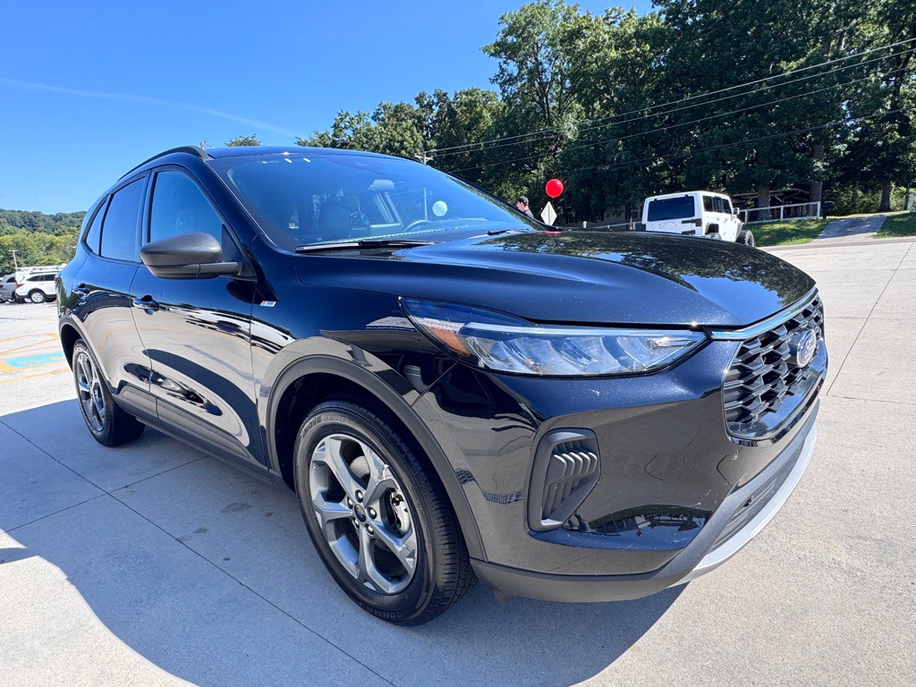 2025 Ford Escape Image 7
