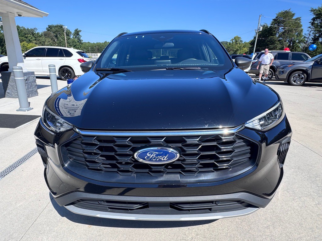2025 Ford Escape Image 8