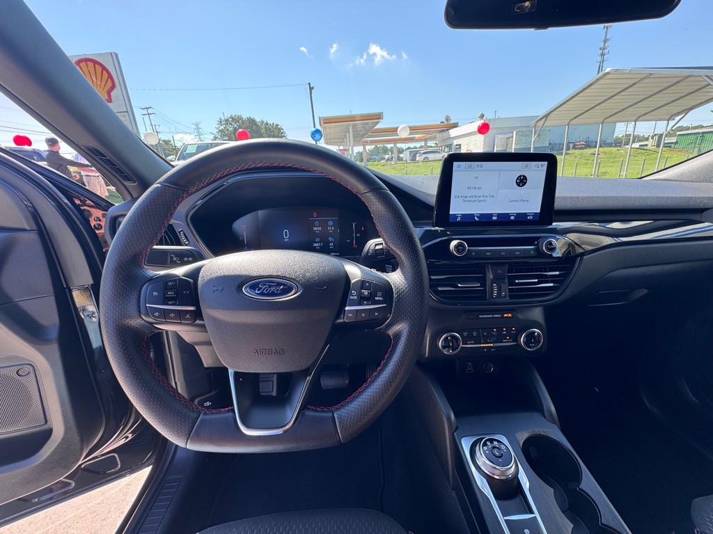 2025 Ford Escape Image 10