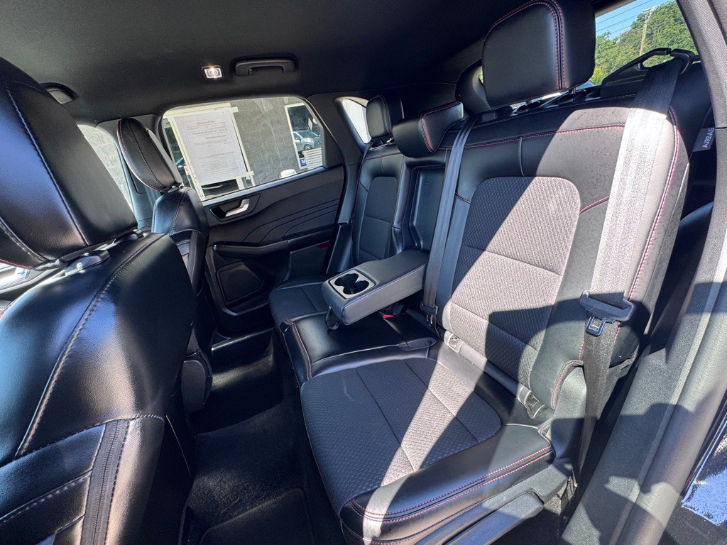 2025 Ford Escape Image 12