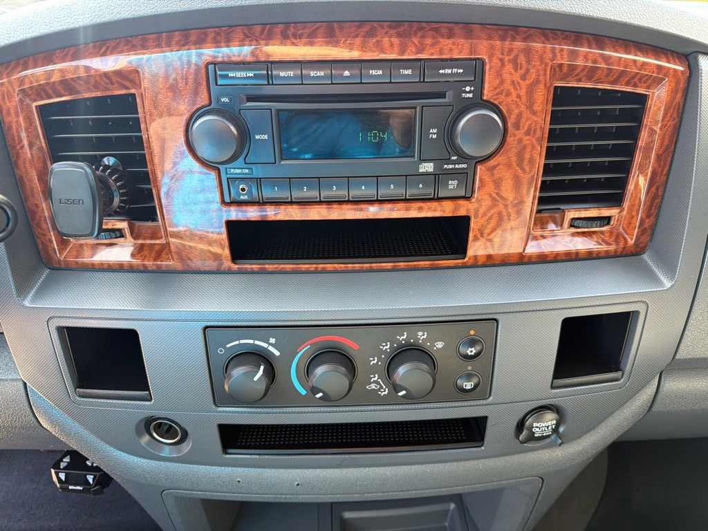 2006 Dodge Ram 2500 Image 11