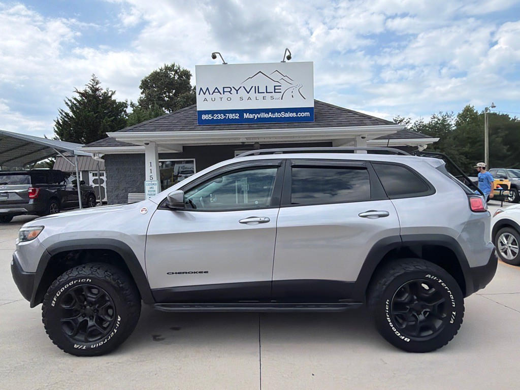 2019 Jeep Cherokee Image 2