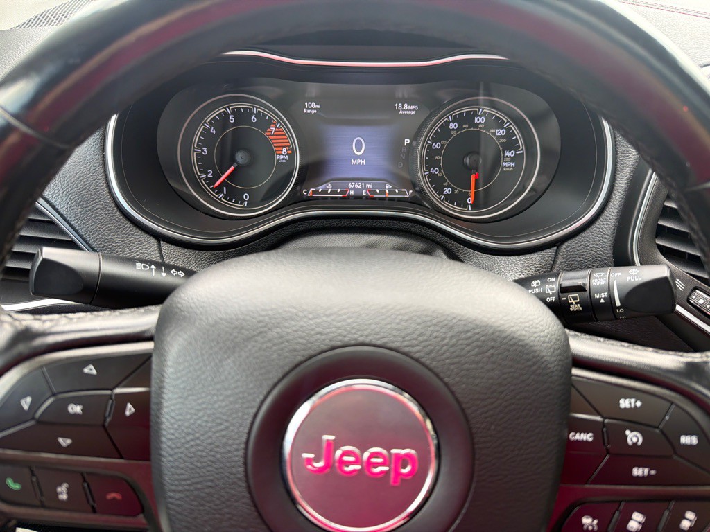 2019 Jeep Cherokee Image 12