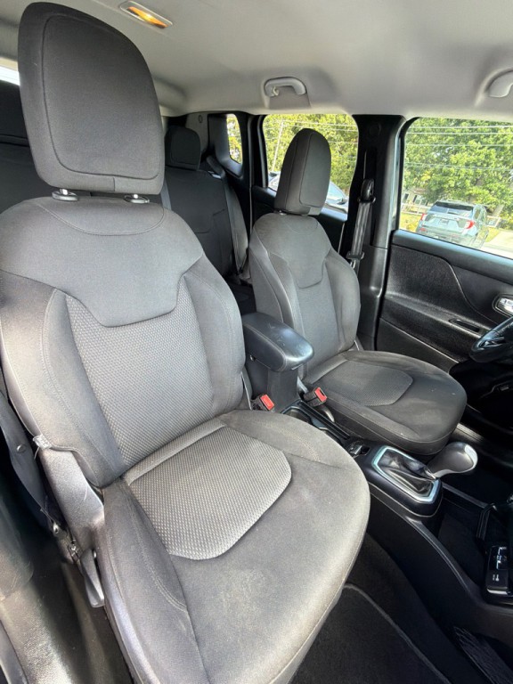 2018 Jeep Renegade Image 17
