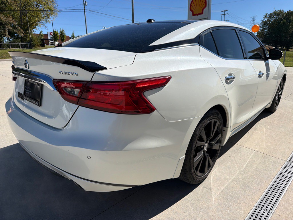 2018 Nissan Maxima Image 5