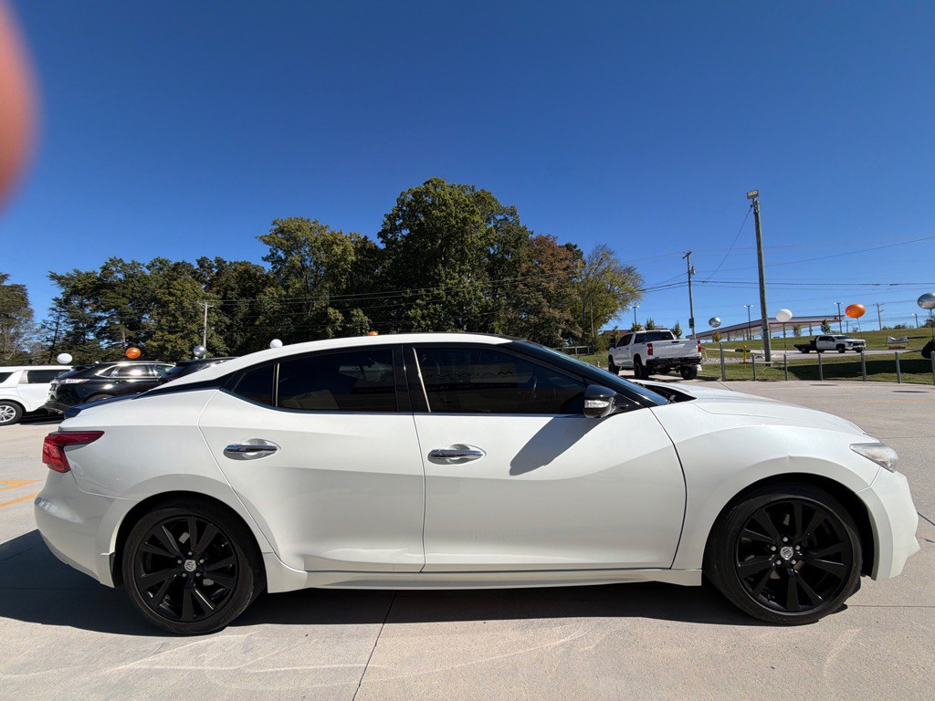 2018 Nissan Maxima Image 6