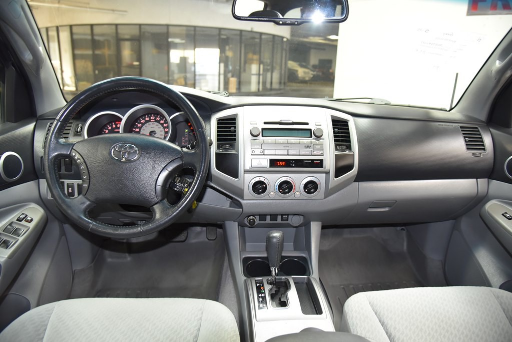2011 Toyota Tacoma Image 28