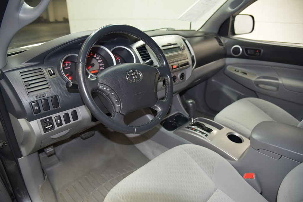 2011 Toyota Tacoma Image 30