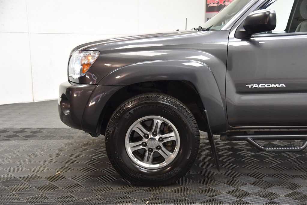 2011 Toyota Tacoma Image 36