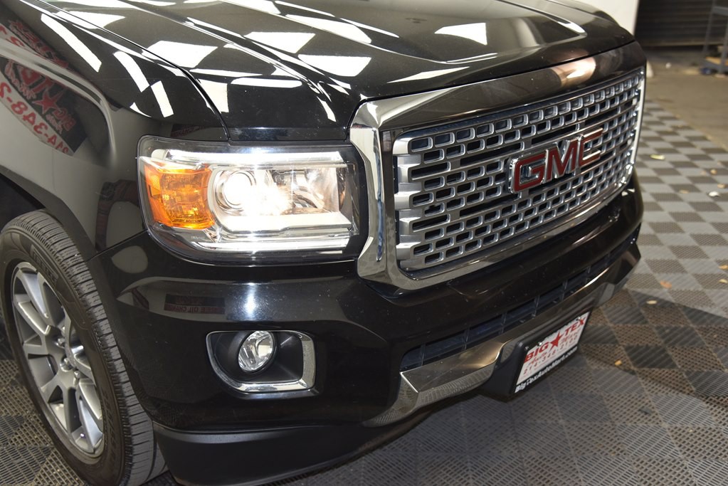 2018 GMC Canyon Image 12