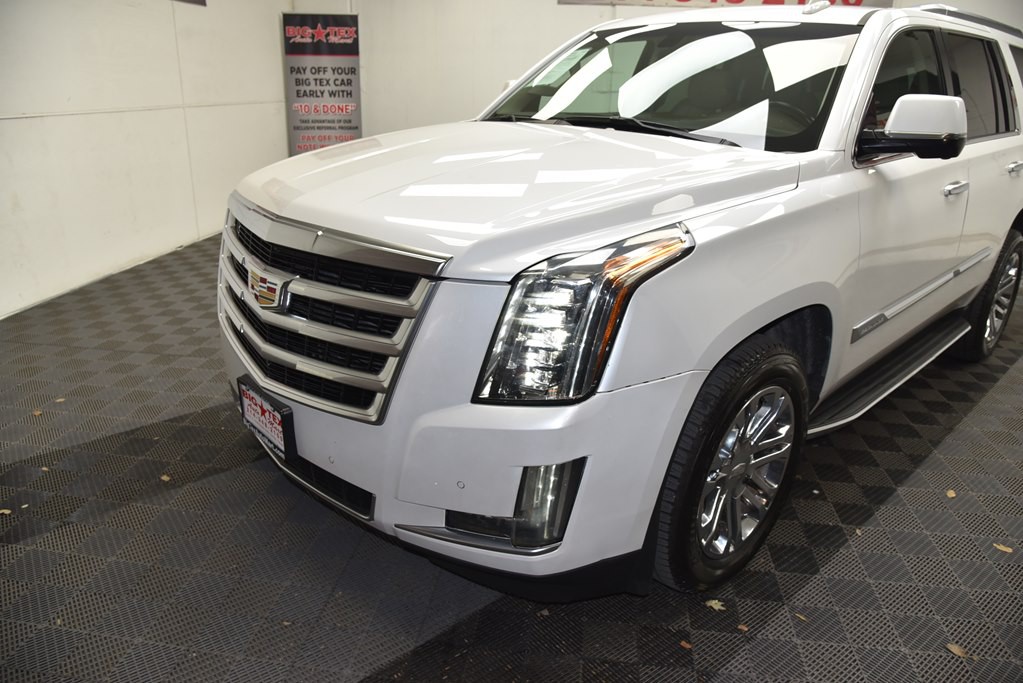 2016 Cadillac Escalade Image 11