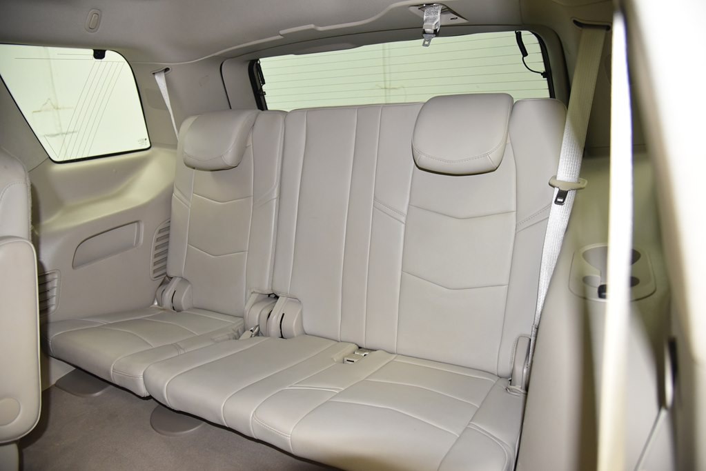 2016 Cadillac Escalade Image 23