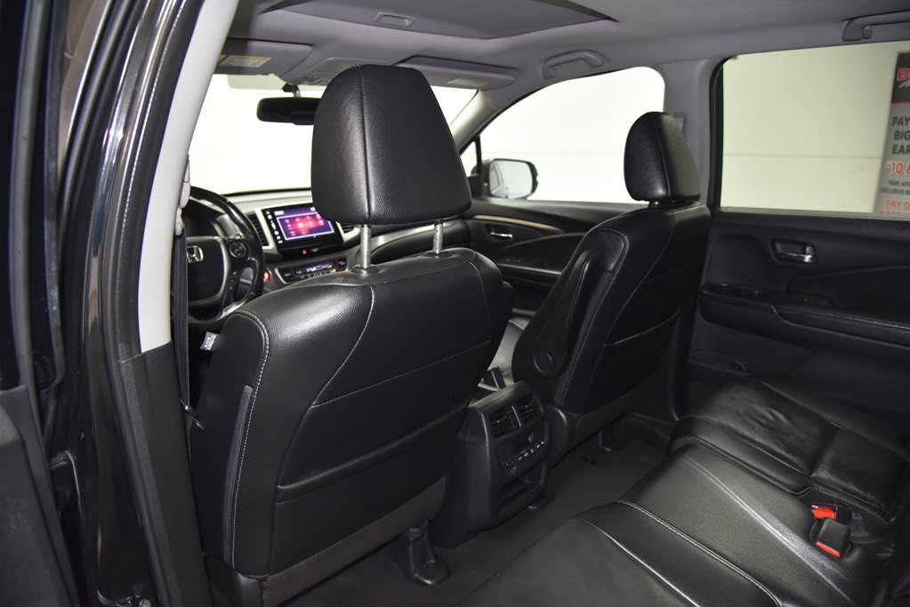 2018 Honda Pilot Image 25