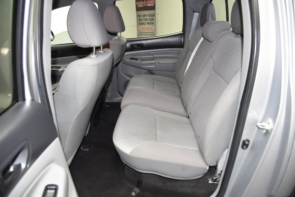 2014 Toyota Tacoma Image 19