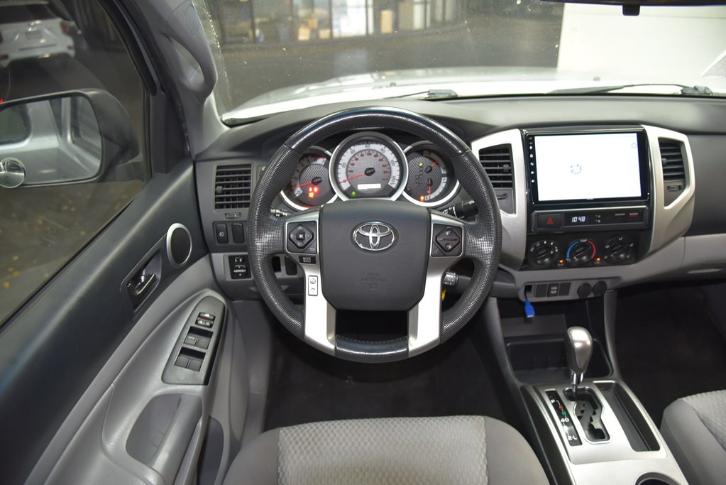 2014 Toyota Tacoma Image 23