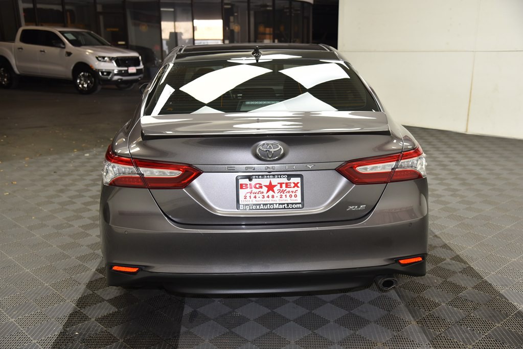 2019 Toyota Camry Image 4