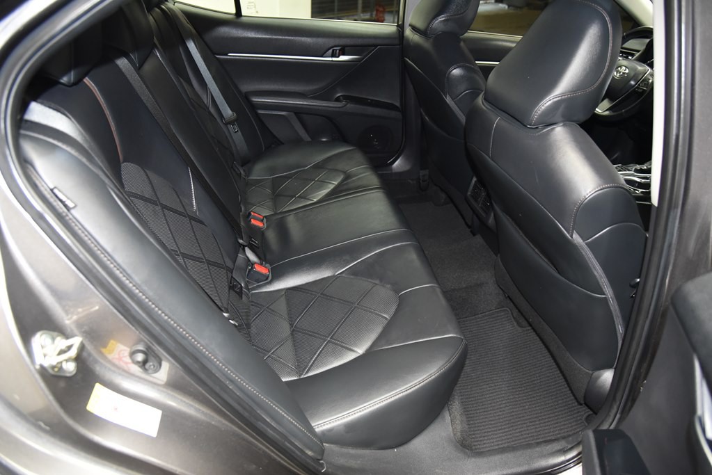2019 Toyota Camry Image 21