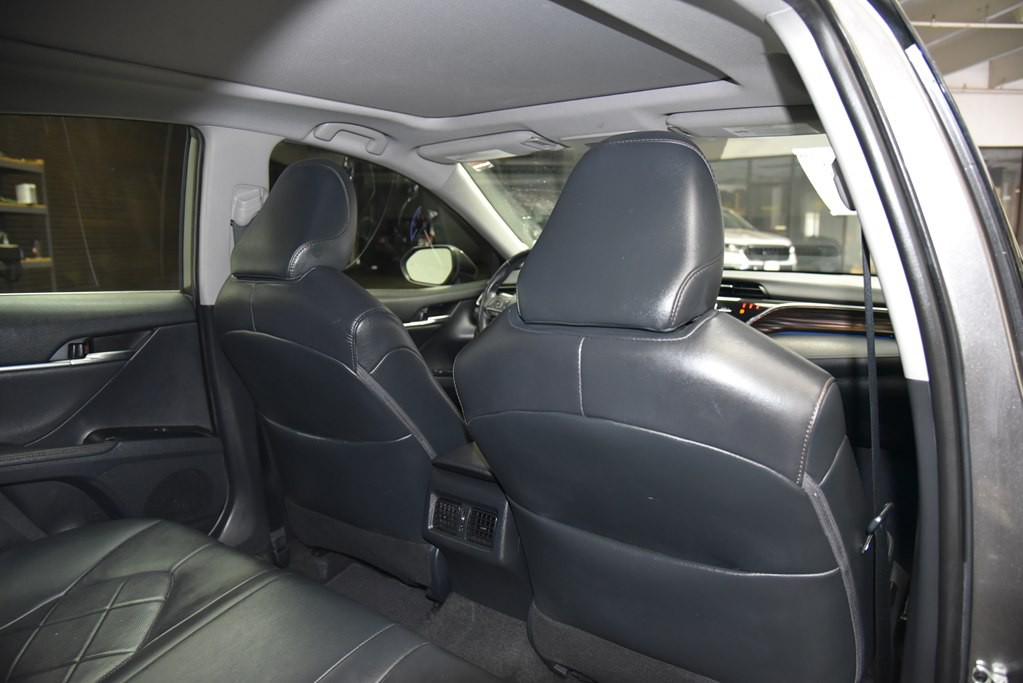 2019 Toyota Camry Image 22
