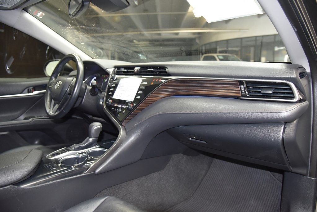 2019 Toyota Camry Image 25