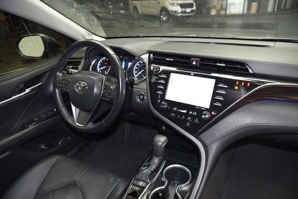 2019 Toyota Camry Image 26