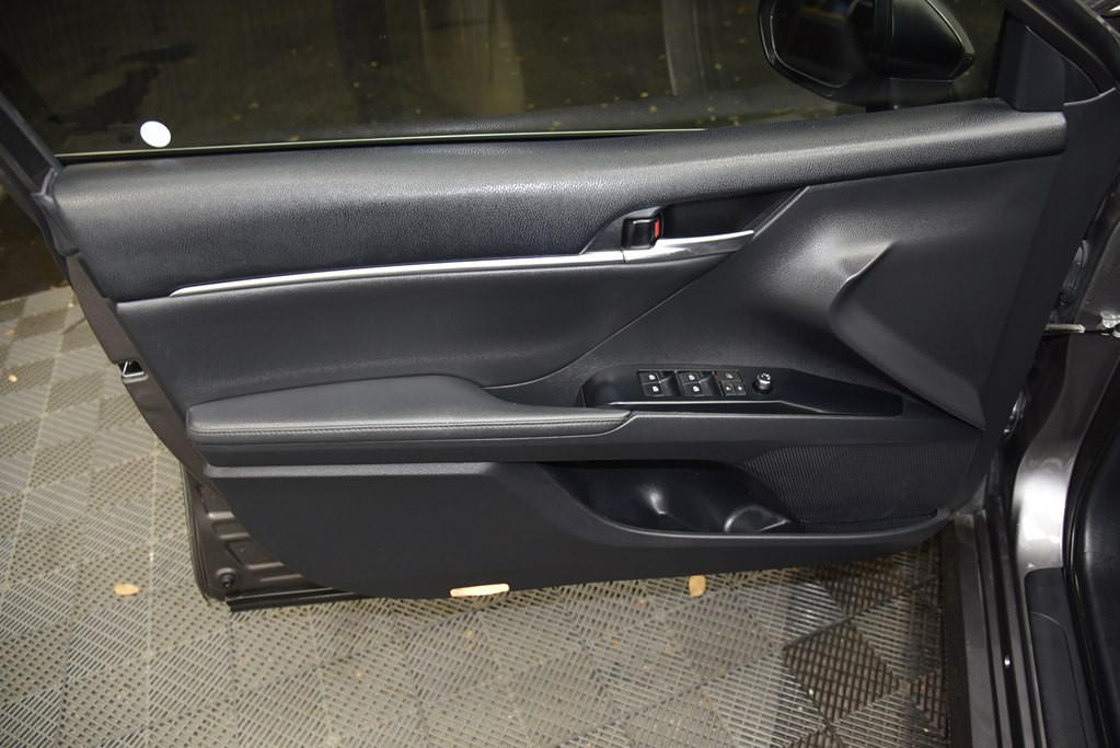 2019 Toyota Camry Image 31